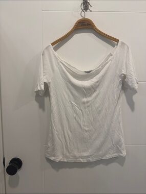 Splendid Women's White Scoop Neck Tee size large